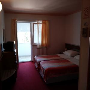 Hotel Holiday